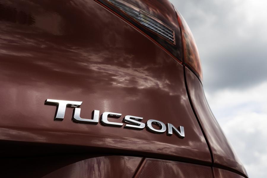 Логотип Hyundai Tucson N Line (TL) 2019 года  (UK) (фото 8 из 40)